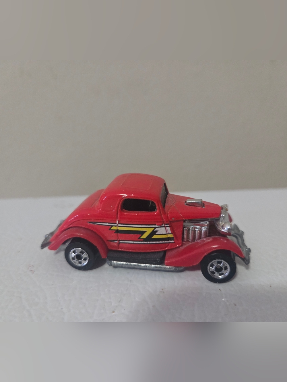 Hot Wheels Blackwall 1986 ZZ Top 3 Window ‘34 Ford Coupe Red Rock N Roll Car